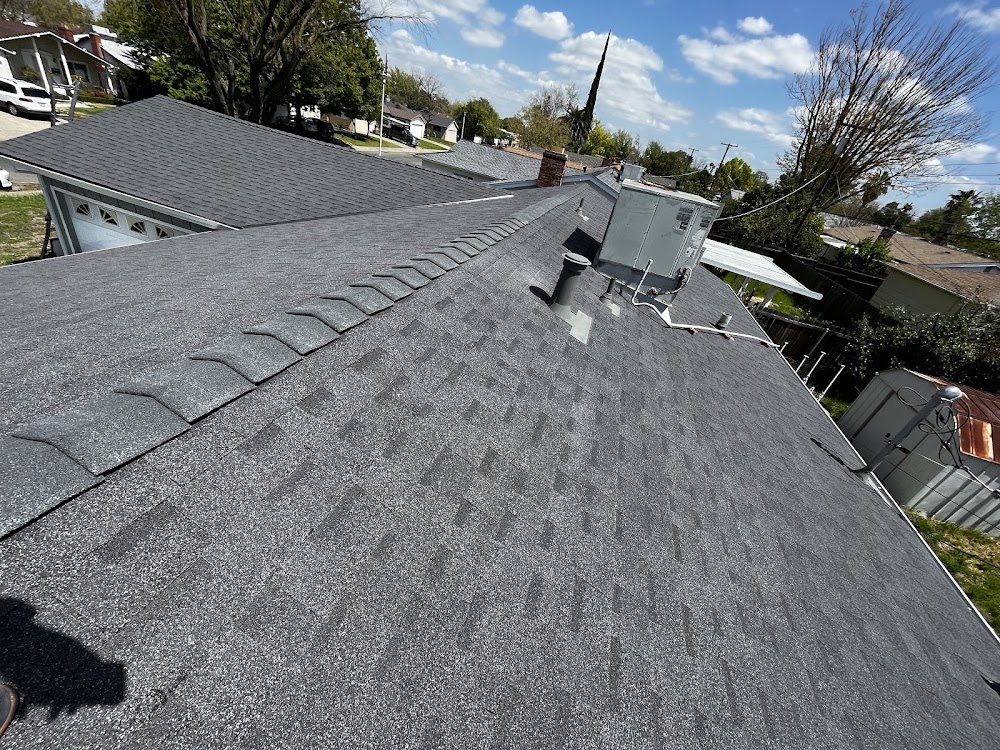 Los Reyes Roofing Inc
