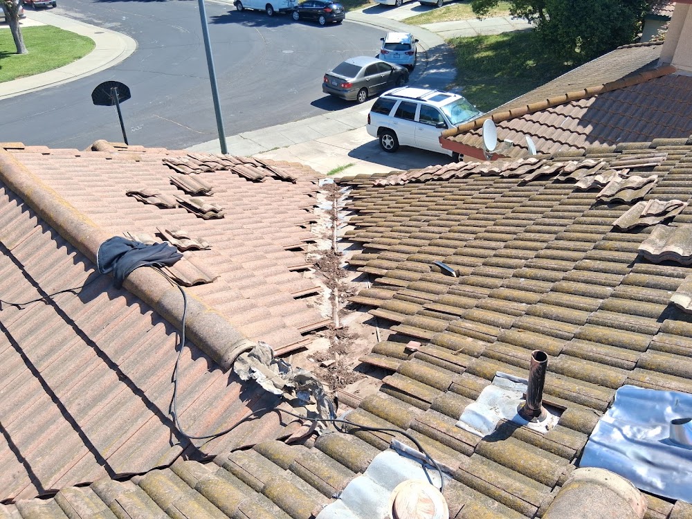 Bernardino Roofing - Sacramento Roofing & Repairs